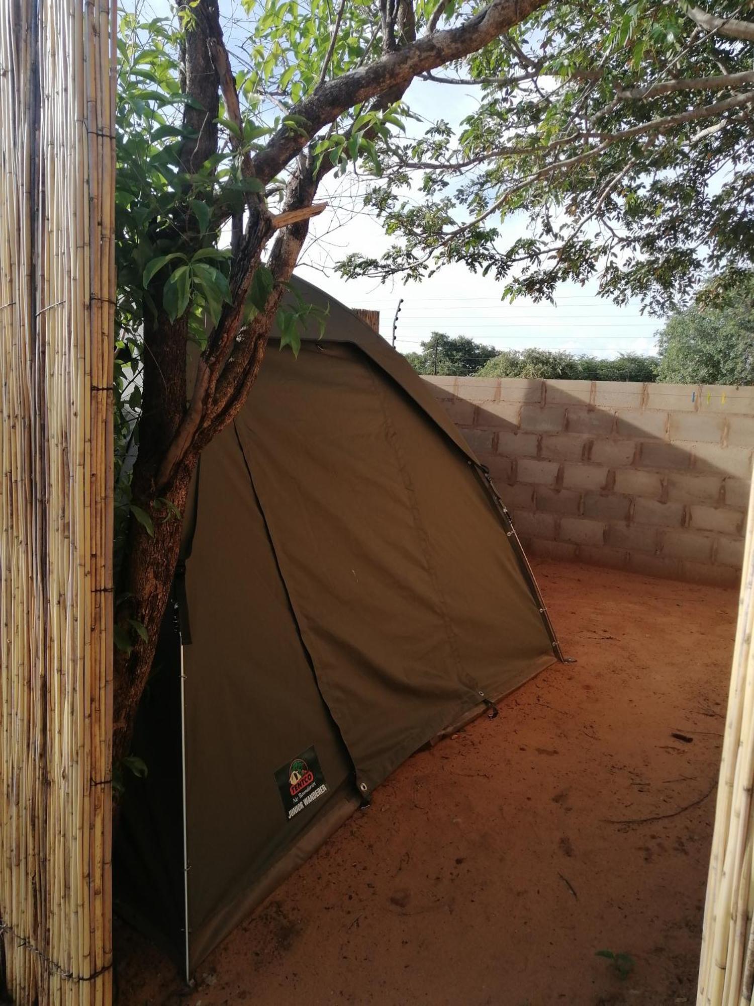 Looks Cottages Self Catering Apartments Kasane Exterior foto