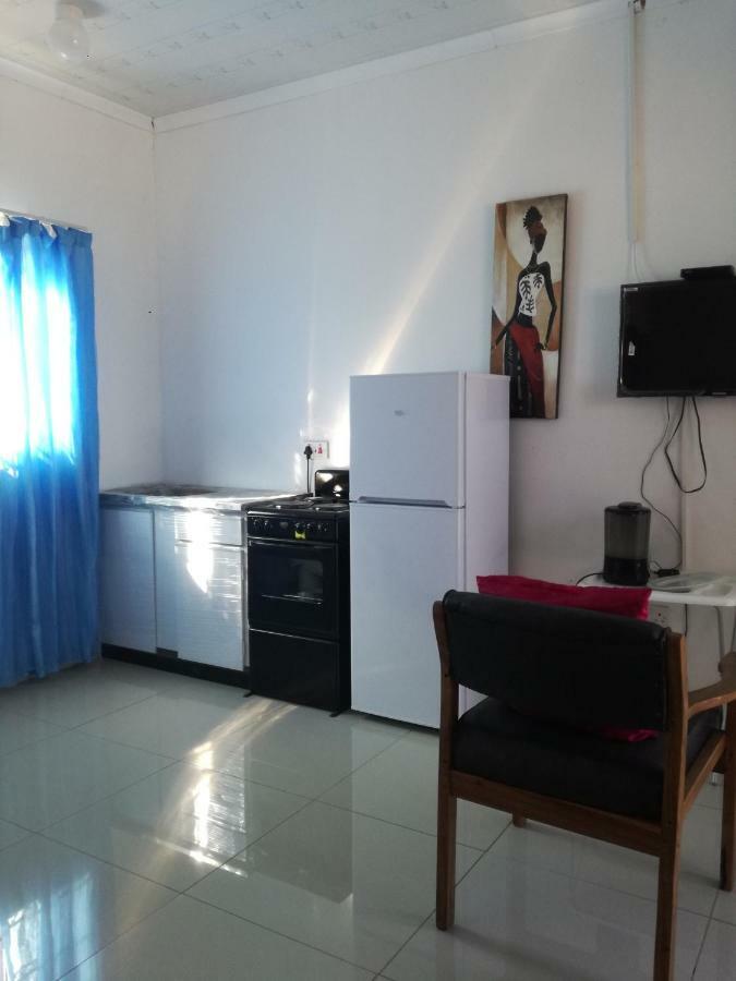 Looks Cottages Self Catering Apartments Kasane Exterior foto